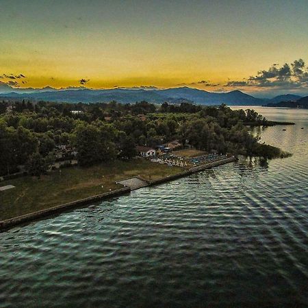 Ritratto Sul Lago Дормеллетто Экстерьер фото
