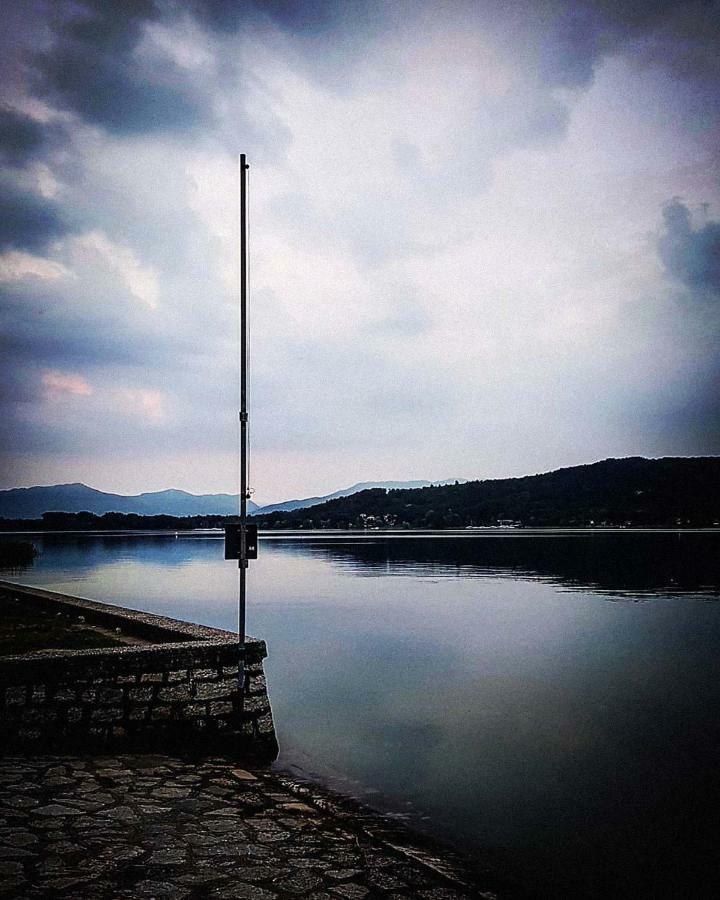 Ritratto Sul Lago Дормеллетто Экстерьер фото
